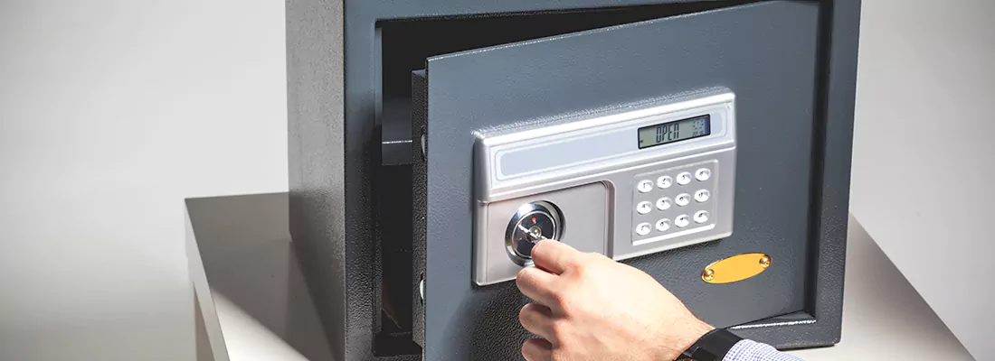 Safe Opening Repair in East Lake